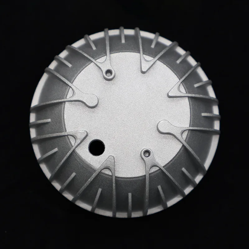 Die støbegods af Zinc Alloy Street Lamp Radiator Components